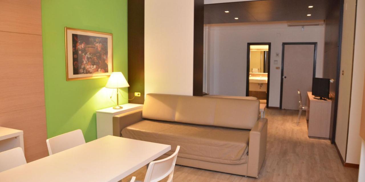 แกรนด์ ยูโรเทล Hotel มอนเตซิลวาโน ภายนอก รูปภาพ